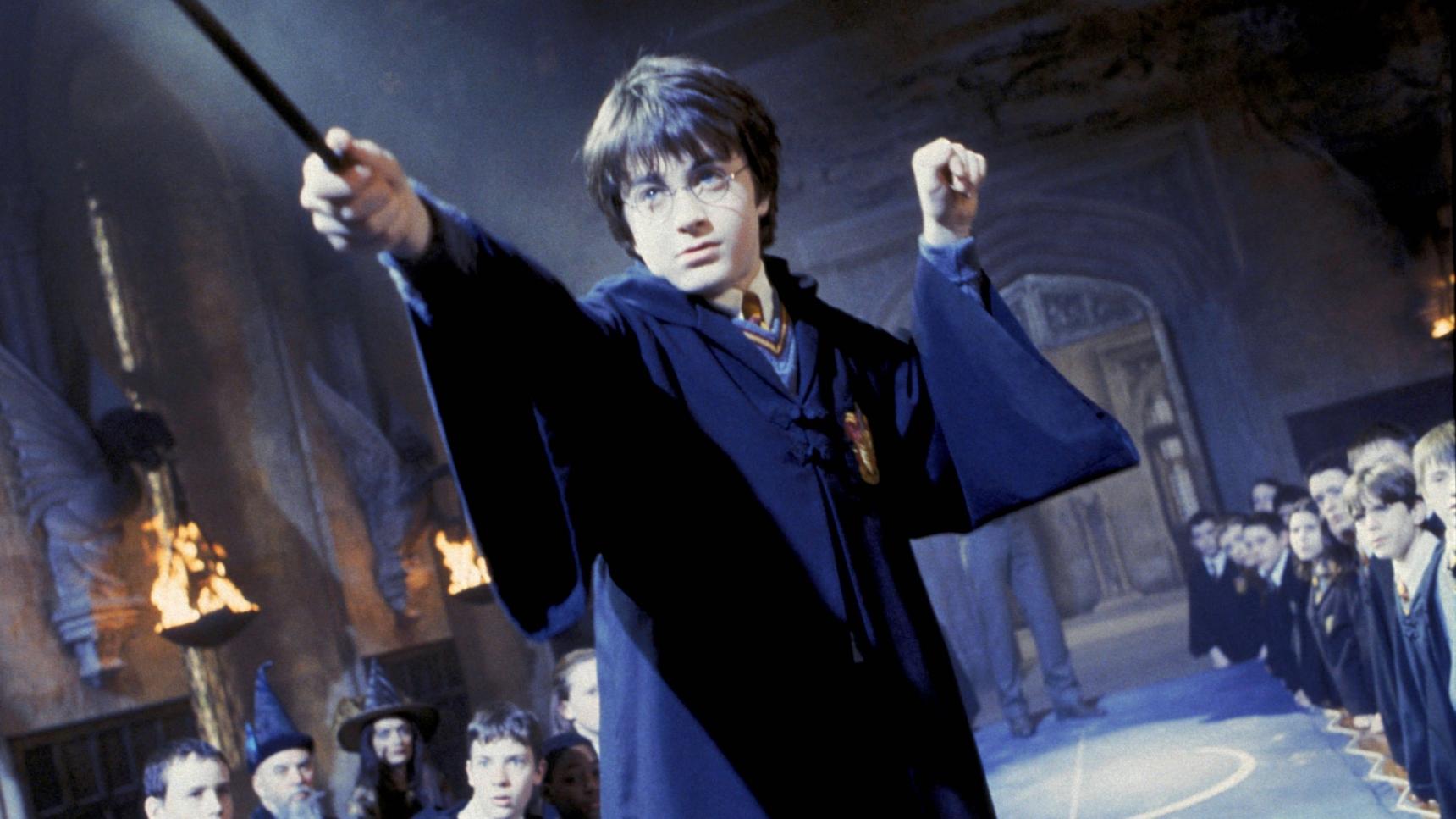 Fondo de pantalla de la película Harry Potter y la cámara secreta en PELISPEDIA gratis