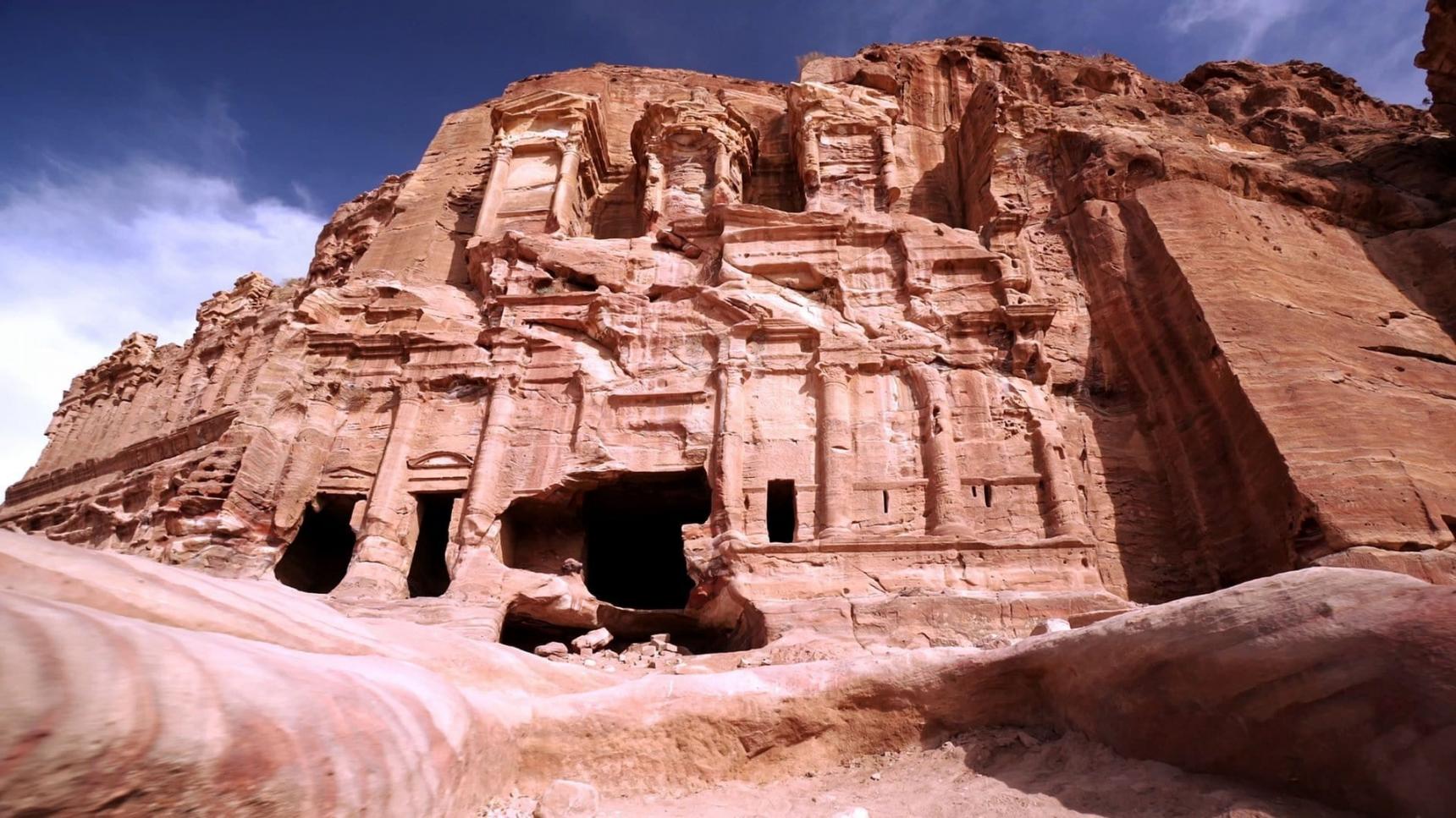 Fondo de pantalla de la película Petra: secretos de su construcción en PELISPEDIA gratis