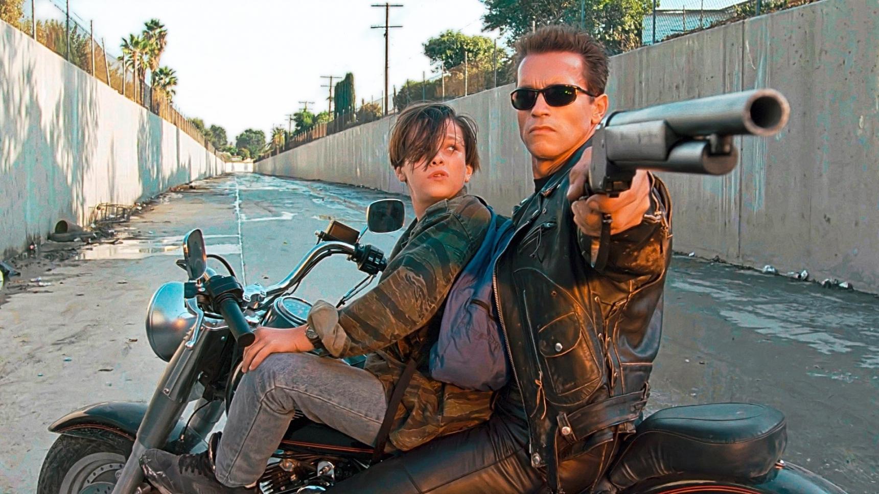 Fondo de pantalla de la película Terminator 2: El juicio final en PELISPEDIA gratis