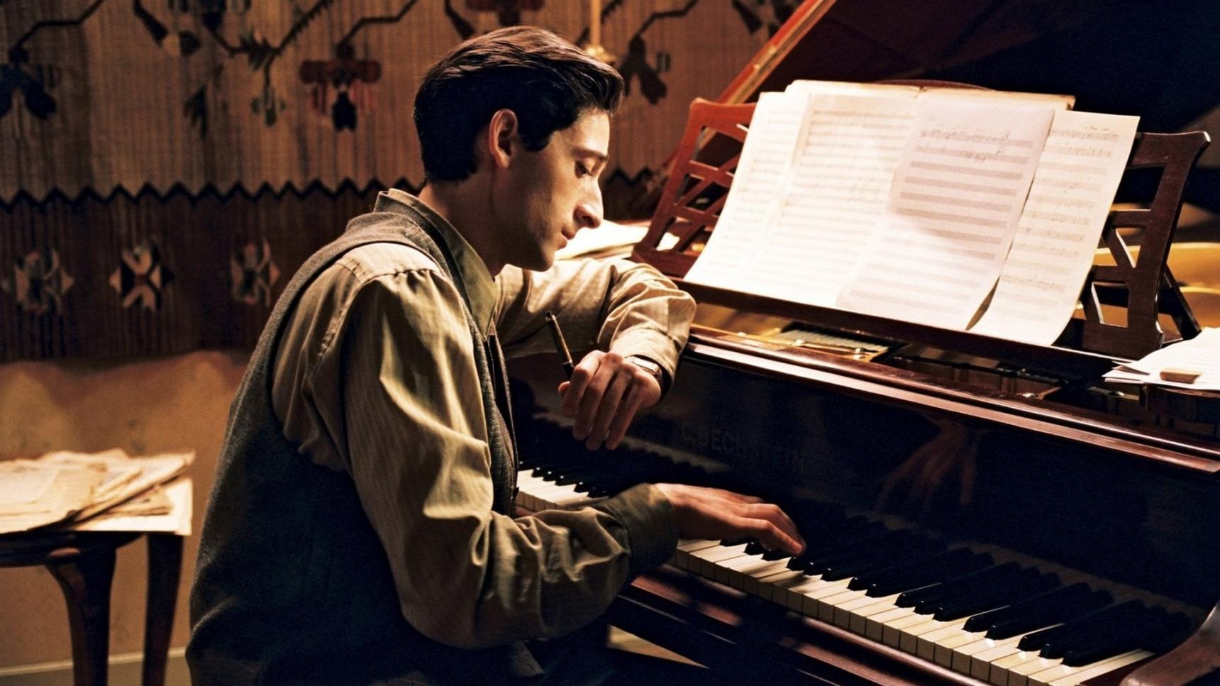 Fondo de pantalla de la película El pianista en PELISPEDIA gratis