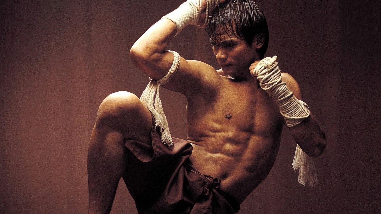 Fondo de pantalla de la película Ong Bak: El guerrero Muay Thai en PELISPEDIA gratis