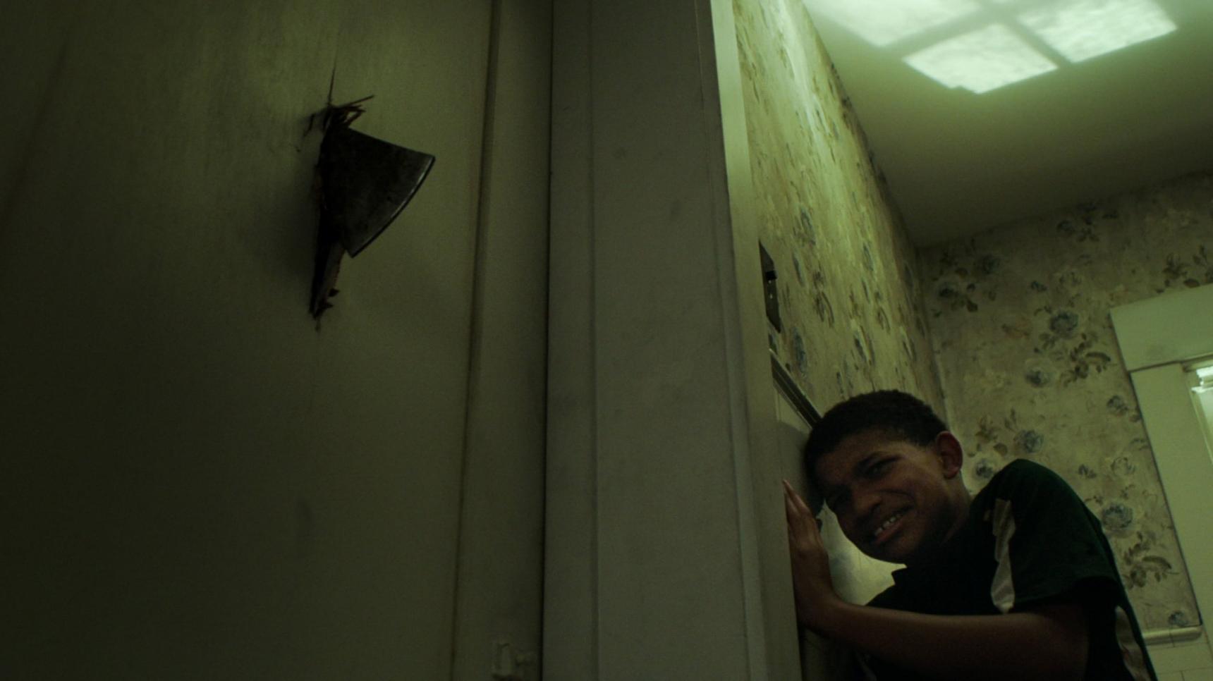 Fondo de pantalla de la película The Boy Behind the Door en PELISPEDIA gratis